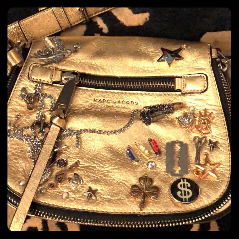 Marc Jacobs saddle bag in gold